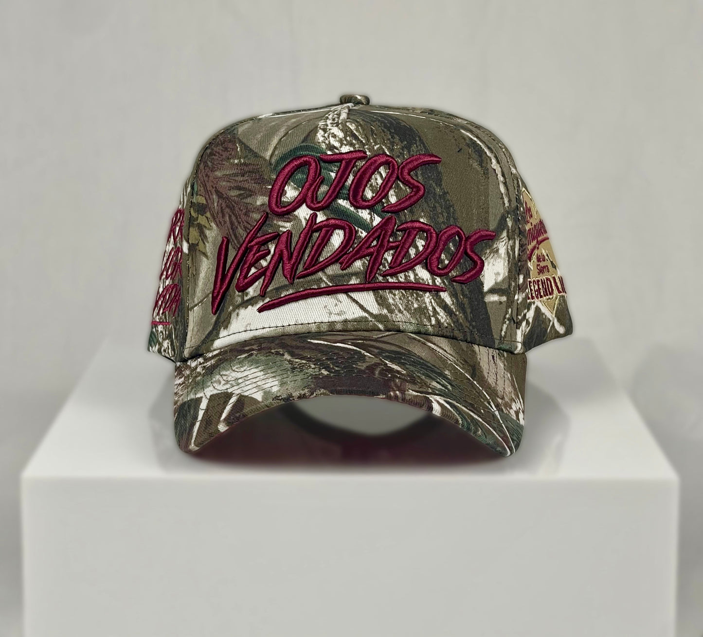 AMIGUEROS OJOS VENDADOS